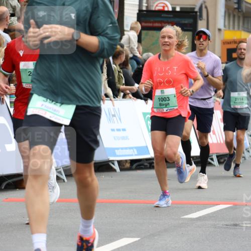 21.09.2025 - PSD Bank Halbmarathon Strokosch-Dieckow http://msf.ph/oto/8944789 21.09.2025 11:51:02 Ziel 1003, 1039, 1226, 1640, 1720, 2114, 2256, 2331, 2342, 2358, 2437, 2444, 2633, 2662, 3529, 3649, 3927 meine-sportfotos.de