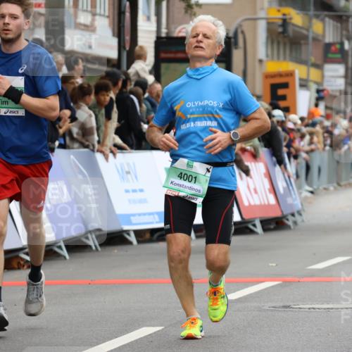 21.09.2025 - PSD Bank Halbmarathon Strokosch-Dieckow http://msf.ph/oto/8944925 21.09.2025 11:52:26 Ziel 1506, 1600, 2237, 2327, 2356, 2375, 2392, 2492, 2512, 2654, 2835, 2984, 4001, 4053 meine-sportfotos.de