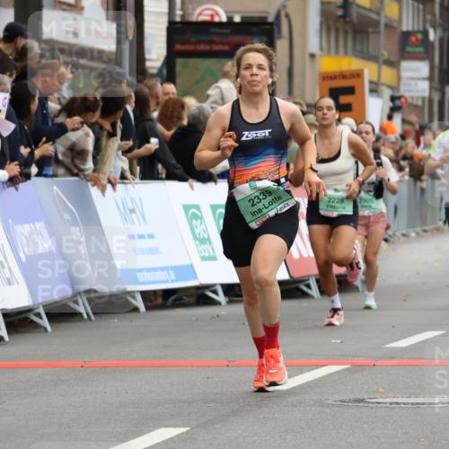 21.09.2025 - PSD Bank Halbmarathon Strokosch-Dieckow http://msf.ph/oto/8944941 21.09.2025 11:52:49 Ziel 1102, 2228, 2301, 2305, 2339 meine-sportfotos.de