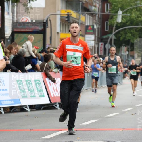 21.09.2025 - PSD Bank Halbmarathon Strokosch-Dieckow http://msf.ph/oto/8944951 21.09.2025 11:52:54 Ziel 1102, 1298, 1647, 2228, 2301, 2305, 2339, 2404, 3967 meine-sportfotos.de