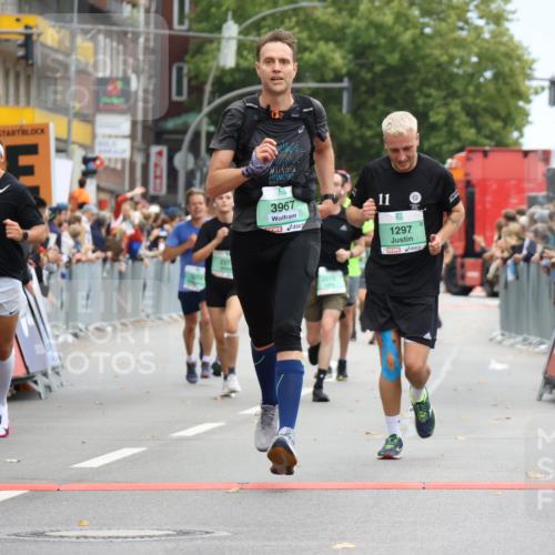 21.09.2025 - PSD Bank Halbmarathon Strokosch-Dieckow http://msf.ph/oto/8944963 21.09.2025 11:52:59 Ziel 1102, 1297, 1298, 1647, 2228, 2301, 2305, 2339, 2404, 2515, 2757, 3967 meine-sportfotos.de