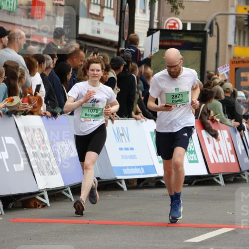 21.09.2025 - PSD Bank Halbmarathon Strokosch-Dieckow http://msf.ph/oto/8944976 21.09.2025 11:53:15 Ziel 1079, 2219, 2254, 2374, 2427, 2459, 2515, 2588, 2813, 2861, 2871, 3919, 4050 meine-sportfotos.de