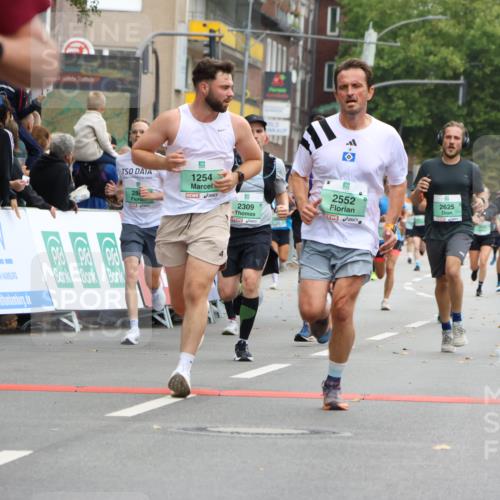 21.09.2025 - PSD Bank Halbmarathon Strokosch-Dieckow http://msf.ph/oto/8945003 21.09.2025 11:53:29 Ziel 1254, 1366, 1724, 1770, 2199, 2246, 2309, 2401, 2537, 2552, 2625, 2804, 2876, 2947, 3901, 3919, 4050 meine-sportfotos.de