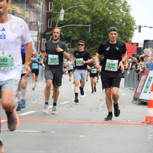 21.09.2025 - PSD Bank Halbmarathon Strokosch-Dieckow http://msf.ph/oto/8945005 21.09.2025 11:53:31 Ziel 1254, 1366, 1724, 1770, 2199, 2246, 2309, 2401, 2537, 2552, 2625, 2687, 2804, 2876, 2947, 3901 meine-sportfotos.de