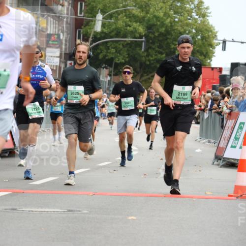 21.09.2025 - PSD Bank Halbmarathon Strokosch-Dieckow http://msf.ph/oto/8945008 21.09.2025 11:53:31 Ziel 1254, 1366, 1724, 1770, 2199, 2246, 2309, 2401, 2537, 2552, 2625, 2687, 2804, 2876, 2947, 3901 meine-sportfotos.de