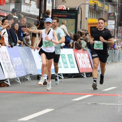 21.09.2025 - PSD Bank Halbmarathon Strokosch-Dieckow http://msf.ph/oto/8945027 21.09.2025 11:53:51 Ziel 1396, 1752, 2304, 2461, 2805, 2863, 2991, 3037 meine-sportfotos.de