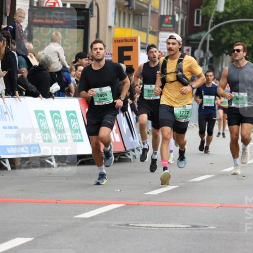 21.09.2025 - PSD Bank Halbmarathon Strokosch-Dieckow http://msf.ph/oto/8945052 21.09.2025 11:54:09 Ziel 1053, 1633, 1772, 2144, 2300, 2318, 2420, 2505, 2658, 2736, 2848, 3938, 4036 meine-sportfotos.de