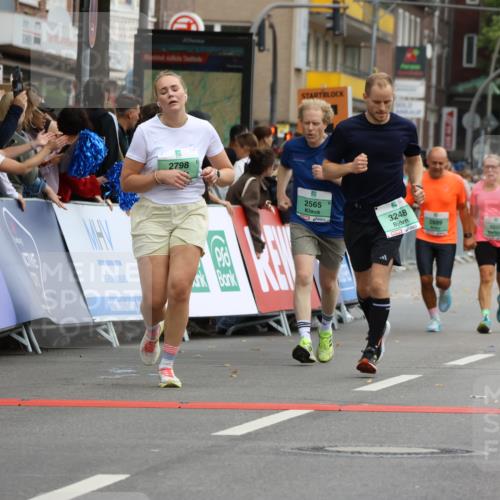 21.09.2025 - PSD Bank Halbmarathon Strokosch-Dieckow http://msf.ph/oto/8945081 21.09.2025 12:03:16 Ziel 1141, 1458, 1664, 2337, 2338, 2400, 2457, 2520, 2565, 2798, 2821, 3113, 3248 meine-sportfotos.de
