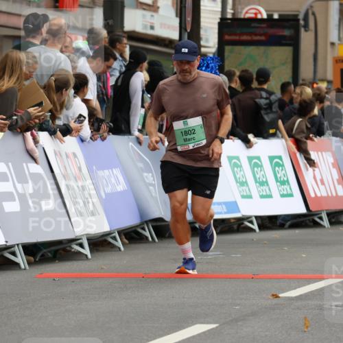 21.09.2025 - PSD Bank Halbmarathon Strokosch-Dieckow http://msf.ph/oto/8945172 21.09.2025 12:03:42 Ziel 1802, 2617, 2776, 2806, 3326, 3924 meine-sportfotos.de