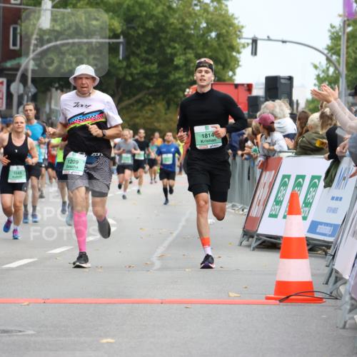 21.09.2025 - PSD Bank Halbmarathon Strokosch-Dieckow http://msf.ph/oto/8945189 21.09.2025 11:55:14 Ziel 1078, 1209, 1528, 1543, 1814, 2067, 2107, 2161, 2275, 2435, 2500, 2568, 2690, 2952, 3270, 3958, 3968, 4033 meine-sportfotos.de