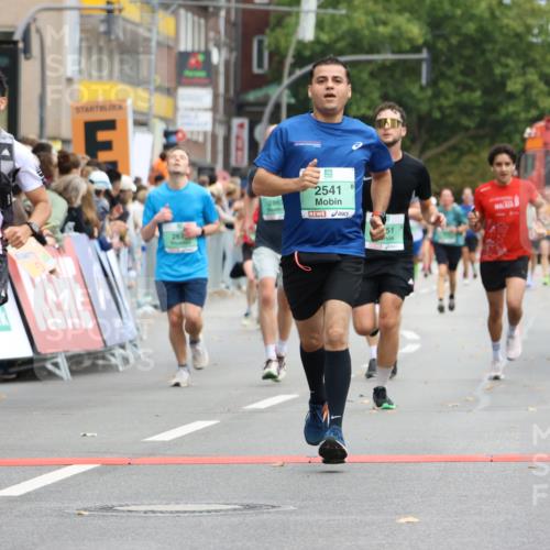 21.09.2025 - PSD Bank Halbmarathon Strokosch-Dieckow http://msf.ph/oto/8945206 21.09.2025 11:55:28 Ziel 1543, 1796, 2451, 2541, 2673, 2680, 2815, 2862, 2936, 3942, 3979, 4052 meine-sportfotos.de