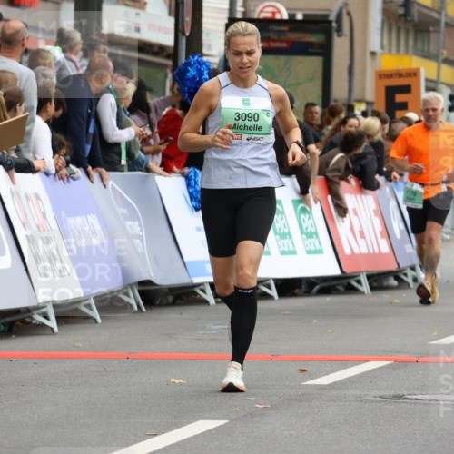 21.09.2025 - PSD Bank Halbmarathon Strokosch-Dieckow http://msf.ph/oto/8945210 21.09.2025 12:04:10 Ziel 1172, 1745, 3090, 3162, 3355, 3966 meine-sportfotos.de