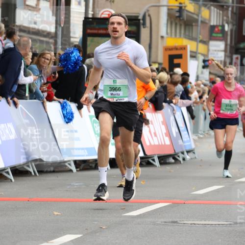 21.09.2025 - PSD Bank Halbmarathon Strokosch-Dieckow http://msf.ph/oto/8945223 21.09.2025 12:04:13 Ziel 1172, 3090, 3162, 3355, 3966 meine-sportfotos.de