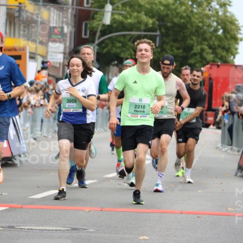 21.09.2025 - PSD Bank Halbmarathon Strokosch-Dieckow http://msf.ph/oto/8945237 21.09.2025 11:55:46 Ziel 1124, 1134, 1273, 1536, 1568, 1818, 1819, 2210, 2218, 2273, 2399, 2456, 2488, 2587, 2636, 2642, 2901, 3166, 3959 meine-sportfotos.de