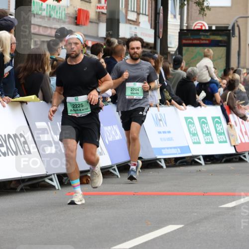 21.09.2025 - PSD Bank Halbmarathon Strokosch-Dieckow http://msf.ph/oto/8945293 21.09.2025 11:56:30 Ziel 1190, 2189, 2225, 2258, 2569, 2591, 2704, 2717, 2719, 2746, 2793, 2878, 2932 meine-sportfotos.de