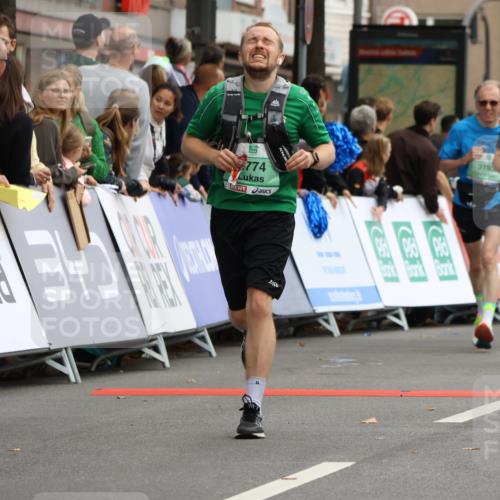 21.09.2025 - PSD Bank Halbmarathon Strokosch-Dieckow http://msf.ph/oto/8945329 21.09.2025 12:04:45 Ziel 1699, 1760, 2507, 2774, 2879, 2921, 3005, 3116, 3177, 3193, 3358 meine-sportfotos.de