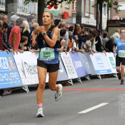 21.09.2025 - PSD Bank Halbmarathon Strokosch-Dieckow http://msf.ph/oto/8945335 21.09.2025 11:56:40 Ziel 1190, 1229, 1365, 2189, 2225, 2361, 2526, 2591, 2676, 2704, 2717, 2719, 2760, 2878, 2912, 2927 meine-sportfotos.de