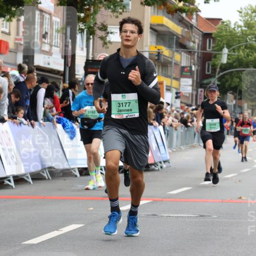 21.09.2025 - PSD Bank Halbmarathon Strokosch-Dieckow http://msf.ph/oto/8945339 21.09.2025 12:04:46 Ziel 1699, 1760, 2507, 2774, 2879, 2921, 3005, 3116, 3177, 3193, 3358, 3976 meine-sportfotos.de