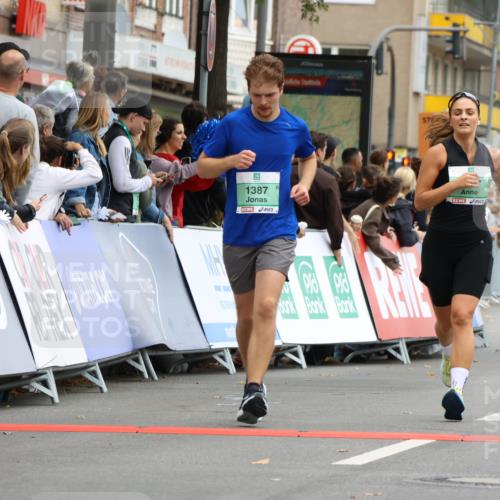 21.09.2025 - PSD Bank Halbmarathon Strokosch-Dieckow http://msf.ph/oto/8945378 21.09.2025 12:05:09 Ziel 1171, 1387, 2166, 3267, 3467 meine-sportfotos.de