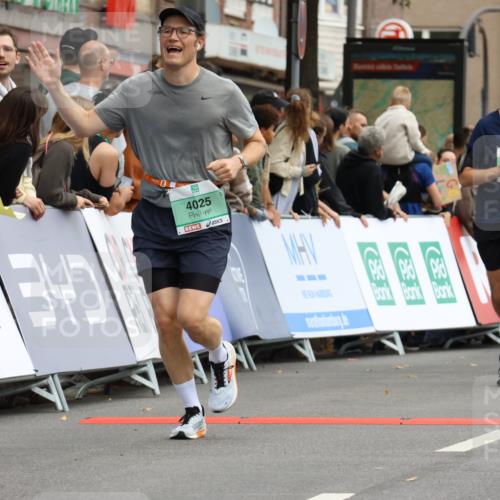 21.09.2025 - PSD Bank Halbmarathon Strokosch-Dieckow http://msf.ph/oto/8945430 21.09.2025 11:57:13 Ziel 1337, 1746, 2277, 2465, 2649, 3110, 4025, 4059 meine-sportfotos.de