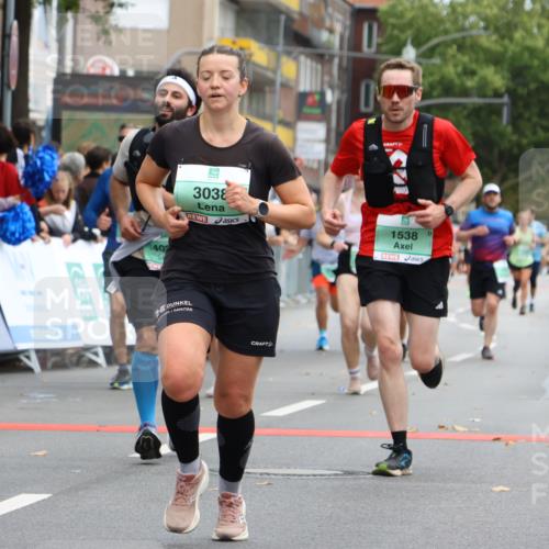 21.09.2025 - PSD Bank Halbmarathon Strokosch-Dieckow http://msf.ph/oto/8945462 21.09.2025 12:05:33 Ziel 1299, 1485, 1538, 2075, 2262, 2440, 2670, 2890, 3038, 3074, 3251, 3970, 4020, 4022 meine-sportfotos.de