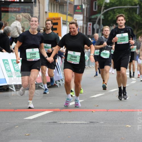 21.09.2025 - PSD Bank Halbmarathon Strokosch-Dieckow http://msf.ph/oto/8945465 21.09.2025 11:57:22 Ziel 1223, 2319, 2465, 2592, 2598, 2756, 3110, 3945, 4025, 4059, 4061 meine-sportfotos.de