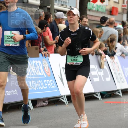 21.09.2025 - PSD Bank Halbmarathon Strokosch-Dieckow http://msf.ph/oto/8945474 21.09.2025 12:05:38 Ziel 1485, 1538, 2075, 2262, 2440, 2475, 2534, 2670, 2963, 3038, 3074, 3251, 4020, 4022 meine-sportfotos.de