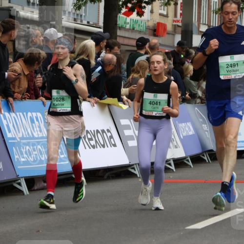 21.09.2025 - PSD Bank Halbmarathon Strokosch-Dieckow http://msf.ph/oto/8945520 21.09.2025 11:58:03 Ziel 1028, 1158, 1411, 1444, 1696, 2170, 2282, 2381, 2389, 2491, 2619, 2627, 2910, 3375, 3510, 4041 meine-sportfotos.de