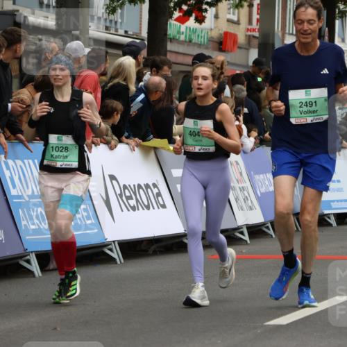 21.09.2025 - PSD Bank Halbmarathon Strokosch-Dieckow http://msf.ph/oto/8945526 21.09.2025 11:58:03 Ziel 1028, 1158, 1411, 1444, 1696, 2170, 2282, 2381, 2389, 2491, 2619, 2627, 2910, 3375, 3510, 4041 meine-sportfotos.de