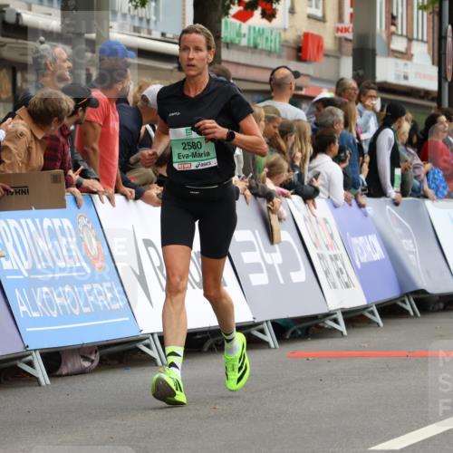 21.09.2025 - PSD Bank Halbmarathon Strokosch-Dieckow http://msf.ph/oto/8945540 21.09.2025 12:06:00 Ziel 1432, 1620, 1726, 1727, 2013, 2446, 2580, 3073, 3236, 3269, 3292, 3428, 3653 meine-sportfotos.de