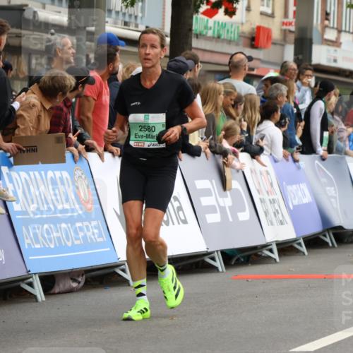 21.09.2025 - PSD Bank Halbmarathon Strokosch-Dieckow http://msf.ph/oto/8945545 21.09.2025 12:06:00 Ziel 1432, 1620, 1726, 1727, 2013, 2446, 2580, 3073, 3236, 3269, 3292, 3428, 3653 meine-sportfotos.de