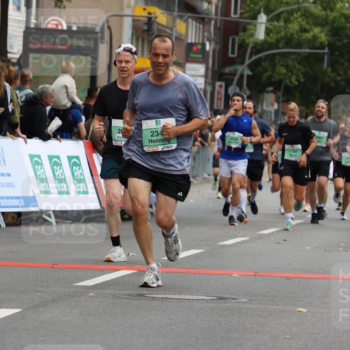 21.09.2025 - PSD Bank Halbmarathon Strokosch-Dieckow http://msf.ph/oto/8945573 21.09.2025 11:58:22 Ziel 1197, 1322, 1348, 1610, 1611, 2343, 2637, 2832, 2858, 2961, 3080, 3099, 3960, 4044 meine-sportfotos.de