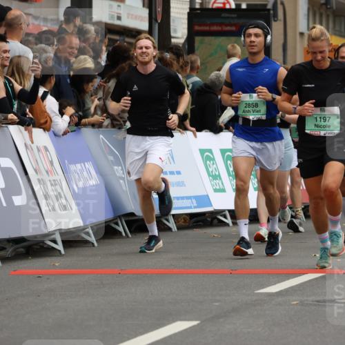 21.09.2025 - PSD Bank Halbmarathon Strokosch-Dieckow http://msf.ph/oto/8945585 21.09.2025 11:58:26 Ziel 1197, 1275, 1276, 1322, 1610, 1611, 2289, 2324, 2343, 2622, 2637, 2826, 2832, 2858, 2961, 3032, 3092, 3099, 3170, 3314, 3960, 4044 meine-sportfotos.de