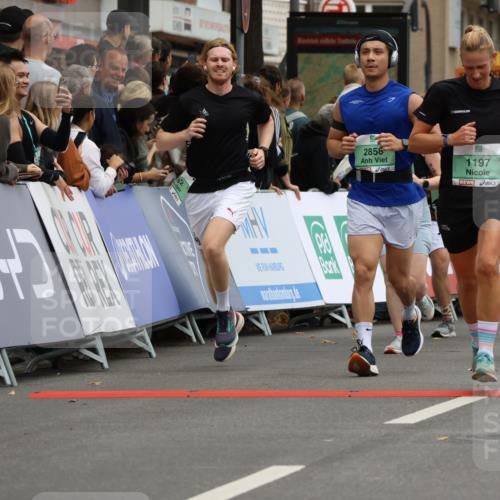 21.09.2025 - PSD Bank Halbmarathon Strokosch-Dieckow http://msf.ph/oto/8945587 21.09.2025 11:58:26 Ziel 1197, 1275, 1276, 1322, 1610, 1611, 2289, 2324, 2343, 2622, 2637, 2826, 2832, 2858, 2961, 3032, 3092, 3099, 3170, 3314, 3960, 4044 meine-sportfotos.de