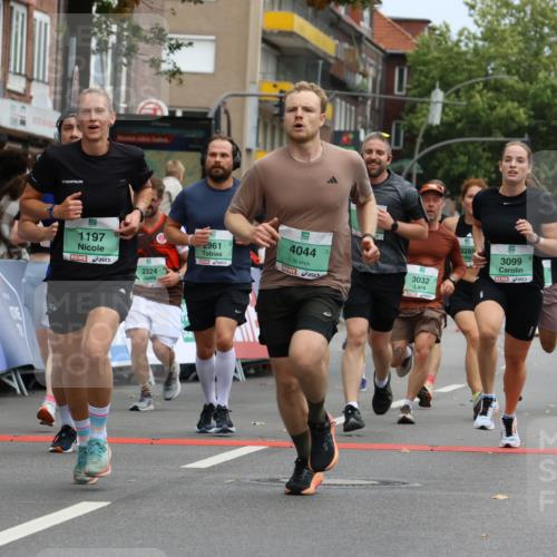 21.09.2025 - PSD Bank Halbmarathon Strokosch-Dieckow http://msf.ph/oto/8945591 21.09.2025 11:58:28 Ziel 1197, 1275, 1276, 1322, 1610, 2289, 2324, 2343, 2622, 2637, 2826, 2832, 2858, 2961, 3032, 3092, 3099, 3170, 3314, 3960, 4044 meine-sportfotos.de