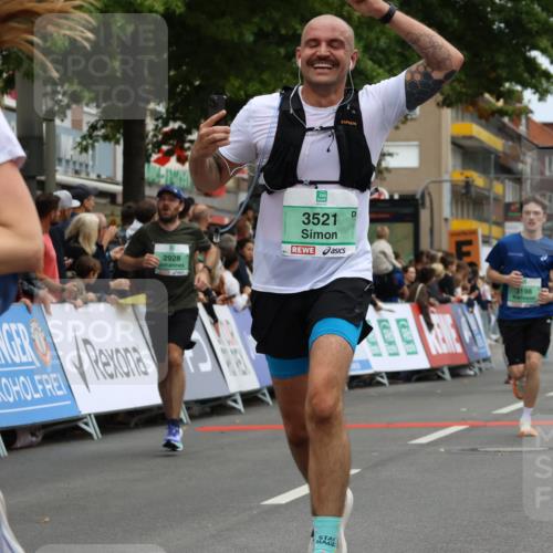 21.09.2025 - PSD Bank Halbmarathon Strokosch-Dieckow http://msf.ph/oto/8945634 21.09.2025 11:58:42 Ziel 1107, 1122, 1128, 1338, 1521, 1532, 2306, 2371, 2482, 2543, 2660, 2870, 2928, 3198, 3301, 3356, 3521, 3936 meine-sportfotos.de