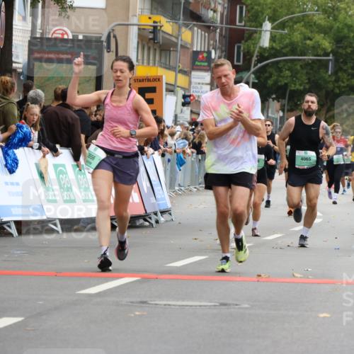 21.09.2025 - PSD Bank Halbmarathon Strokosch-Dieckow http://msf.ph/oto/8945644 21.09.2025 12:06:29 Ziel 1021, 1334, 2395, 2656, 2689, 2698, 2745, 2933, 2998, 3201, 3254, 3586, 3955, 4065 meine-sportfotos.de