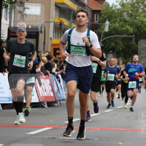 21.09.2025 - PSD Bank Halbmarathon Strokosch-Dieckow http://msf.ph/oto/8945666 21.09.2025 11:58:53 Ziel 1092, 1093, 1122, 1128, 1338, 1531, 1532, 2306, 2344, 2371, 2436, 2441, 2543, 2590, 2594, 2604, 2660, 2664, 2870, 3356, 3542, 3771, 3936 meine-sportfotos.de