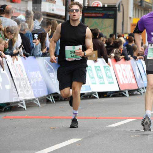 21.09.2025 - PSD Bank Halbmarathon Strokosch-Dieckow http://msf.ph/oto/8945672 21.09.2025 12:06:38 Ziel 1211, 2624, 2656, 2698, 2711, 2838, 2933, 3059, 3391, 3465, 3586, 4065 meine-sportfotos.de