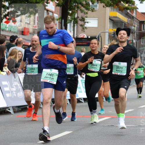 21.09.2025 - PSD Bank Halbmarathon Strokosch-Dieckow http://msf.ph/oto/8945675 21.09.2025 11:58:59 Ziel 1064, 1092, 1093, 1258, 1531, 2332, 2344, 2436, 2441, 2540, 2582, 2590, 2594, 2604, 2641, 2664, 3542, 3771 meine-sportfotos.de