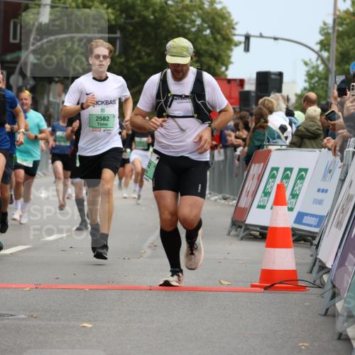 21.09.2025 - PSD Bank Halbmarathon Strokosch-Dieckow http://msf.ph/oto/8945688 21.09.2025 11:59:04 Ziel 1033, 1064, 1092, 1093, 1258, 1486, 2332, 2344, 2436, 2441, 2472, 2540, 2582, 2641, 2664, 2758, 3054, 3771 meine-sportfotos.de