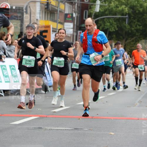 21.09.2025 - PSD Bank Halbmarathon Strokosch-Dieckow http://msf.ph/oto/8945707 21.09.2025 11:59:15 Ziel 1033, 1486, 1648, 1812, 2186, 2325, 2328, 2472, 2484, 2533, 2540, 2582, 2602, 2610, 2641, 2718, 2758, 2785, 2794, 3054 meine-sportfotos.de