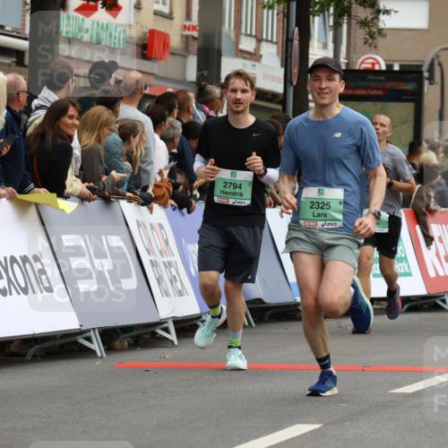 21.09.2025 - PSD Bank Halbmarathon Strokosch-Dieckow http://msf.ph/oto/8945725 21.09.2025 11:59:20 Ziel 1196, 1609, 1648, 1812, 2186, 2241, 2248, 2325, 2328, 2484, 2533, 2602, 2610, 2718, 2785, 2794, 2915, 3962 meine-sportfotos.de