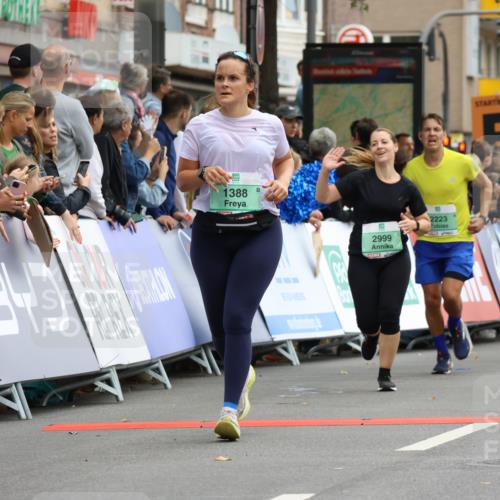 21.09.2025 - PSD Bank Halbmarathon Strokosch-Dieckow http://msf.ph/oto/8945757 21.09.2025 12:06:59 Ziel 1284, 1388, 1571, 1594, 2223, 2628, 2693, 2789, 2808, 2999, 3006, 3064, 3266, 3371, 3555, 3749, 3931 meine-sportfotos.de
