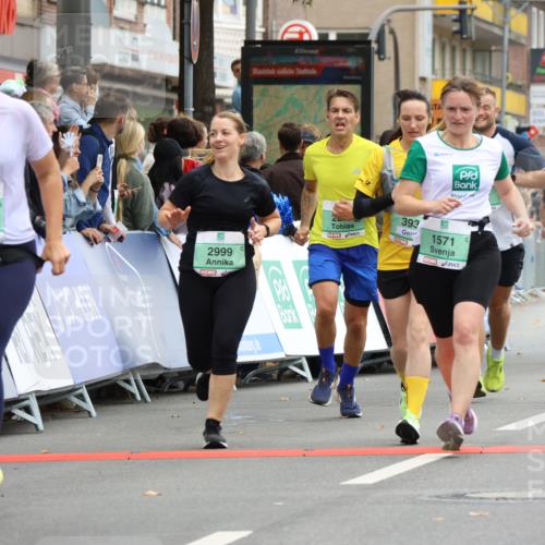 21.09.2025 - PSD Bank Halbmarathon Strokosch-Dieckow http://msf.ph/oto/8945760 21.09.2025 12:07:00 Ziel 1347, 1388, 1571, 1594, 2223, 2628, 2693, 2789, 2808, 2999, 3006, 3064, 3259, 3266, 3371, 3555, 3931 meine-sportfotos.de