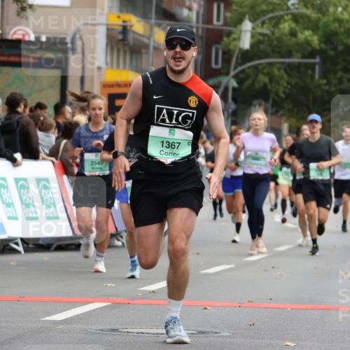 21.09.2025 - PSD Bank Halbmarathon Strokosch-Dieckow http://msf.ph/oto/8945771 21.09.2025 11:59:36 Ziel 1042, 1367, 1700, 2517, 2549, 2558, 2574, 2581, 2595, 2645, 3152, 3217, 3990 meine-sportfotos.de