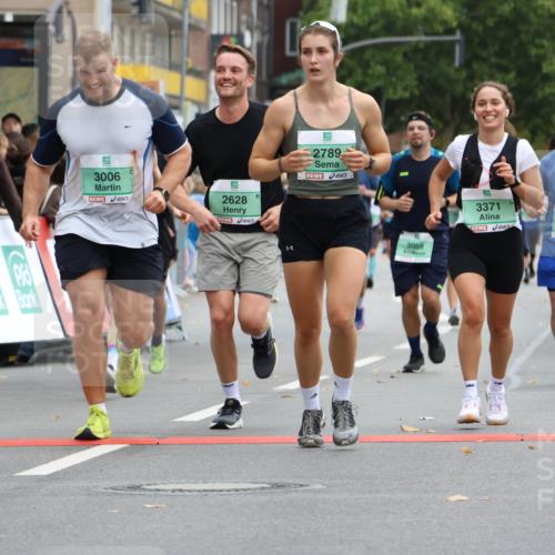 21.09.2025 - PSD Bank Halbmarathon Strokosch-Dieckow http://msf.ph/oto/8945777 21.09.2025 12:07:03 Ziel 1347, 1388, 1571, 1594, 2223, 2628, 2693, 2789, 2999, 3006, 3068, 3259, 3371, 3931 meine-sportfotos.de