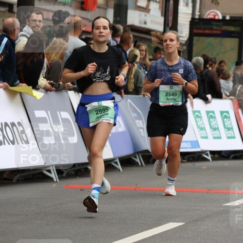21.09.2025 - PSD Bank Halbmarathon Strokosch-Dieckow http://msf.ph/oto/8945780 21.09.2025 11:59:39 Ziel 1042, 1075, 1367, 1700, 2517, 2549, 2558, 2574, 2595, 2645, 2918, 3152, 3217, 3990, 4049 meine-sportfotos.de