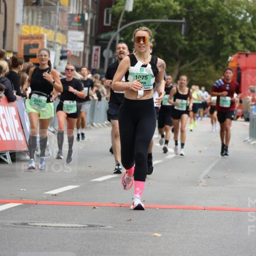 21.09.2025 - PSD Bank Halbmarathon Strokosch-Dieckow http://msf.ph/oto/8945799 21.09.2025 11:59:43 Ziel 1042, 1075, 1367, 1700, 2530, 2549, 2558, 2595, 2645, 2721, 2782, 2918, 2929, 3152, 3990, 4049 meine-sportfotos.de