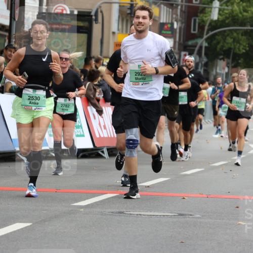 21.09.2025 - PSD Bank Halbmarathon Strokosch-Dieckow http://msf.ph/oto/8945802 21.09.2025 11:59:47 Ziel 1075, 1741, 2530, 2549, 2595, 2721, 2782, 2918, 2929, 3048, 3152, 3990, 4034, 4042, 4049 meine-sportfotos.de